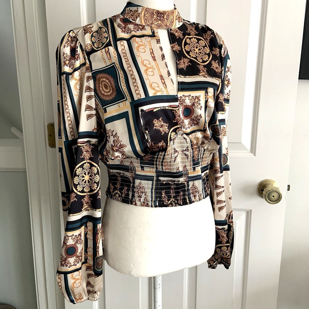 GUESS Los Angeles Women's M Long Sleeve Choker Neck Crop Top Baroque Print Y2K